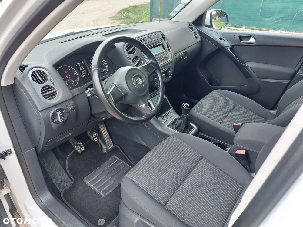 Volkswagen Tiguan - 10