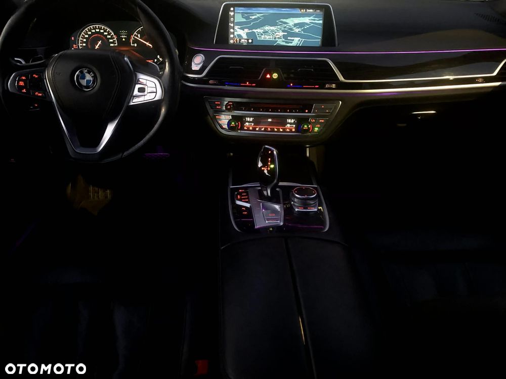 BMW Seria 7 740d xDrive - 20