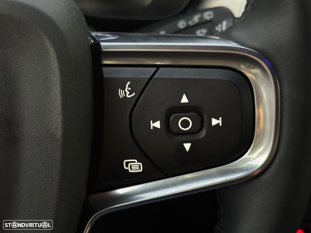 Volvo XC 40 1.5 T4 PHEV Plus Dark - 35