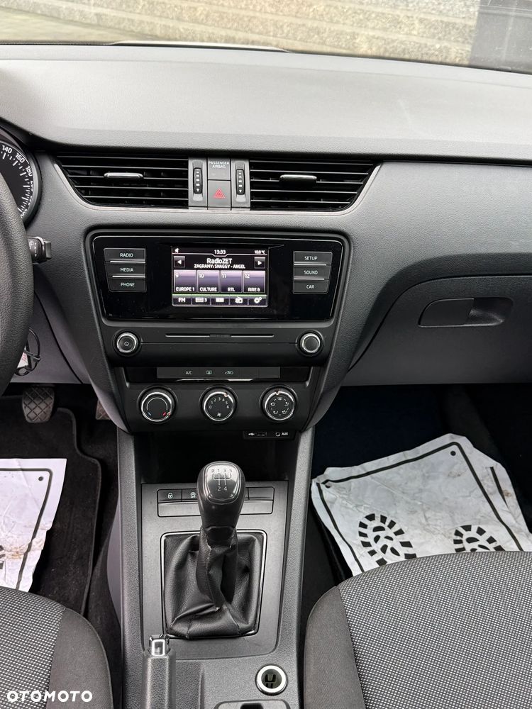 Skoda Octavia 1.6 TDI Solution - 8