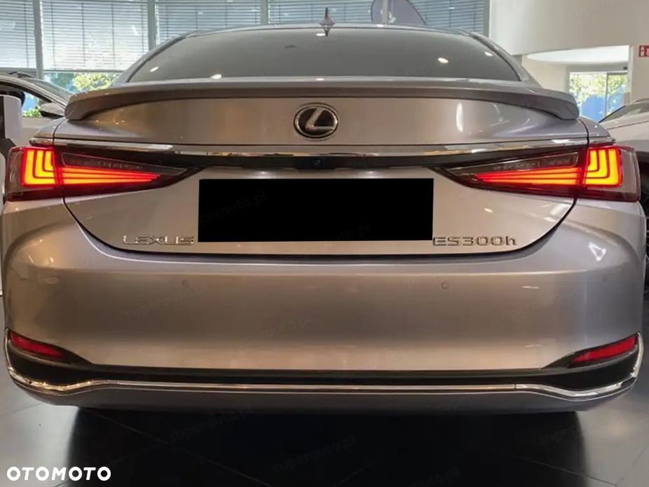 Lexus ES 300h Business Edition - 3