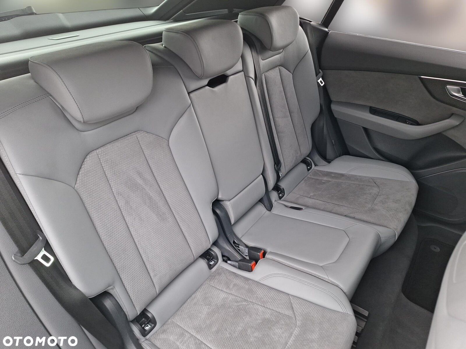 Audi SQ8 - 11