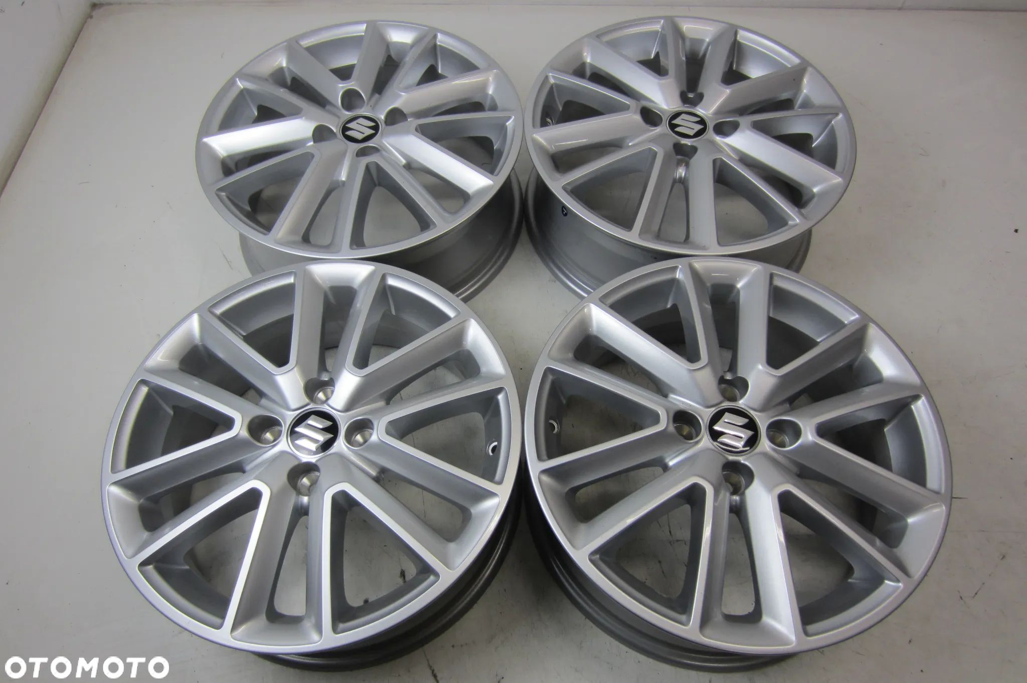 FELGI ALUMINIOWE 16 SUZUKI BALENO SWIFT IGNIS II ET40 - 1