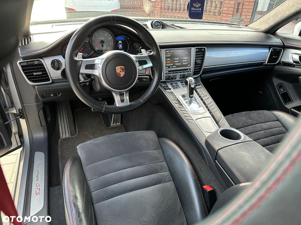 Porsche Panamera GTS - 7
