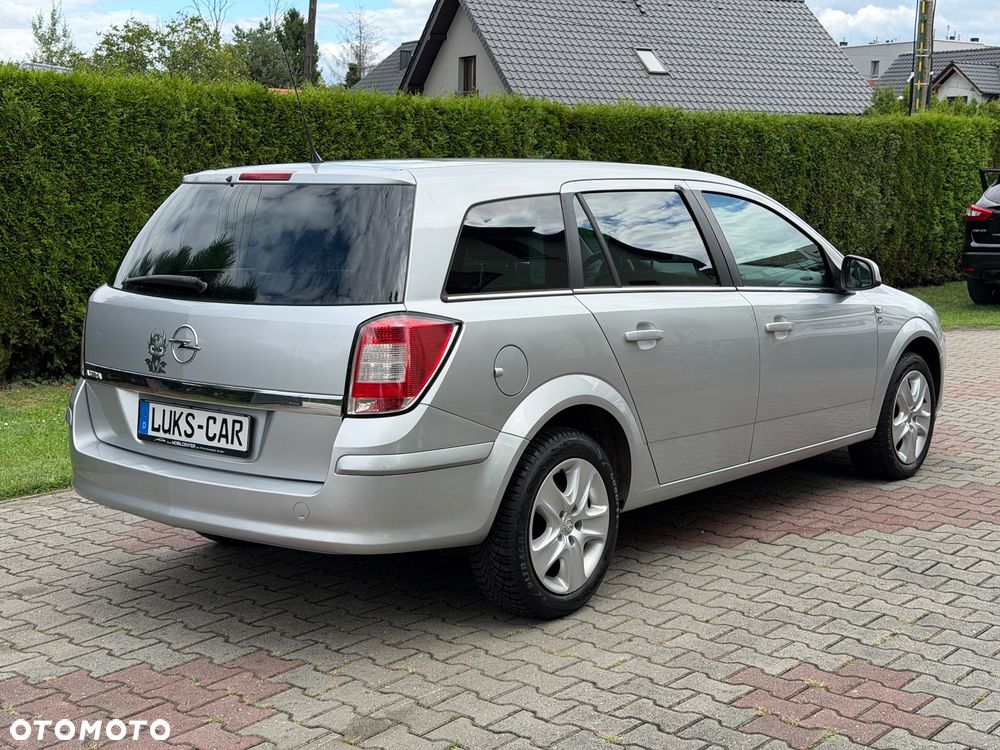 Opel Astra 1.6 Caravan Enjoy - 38