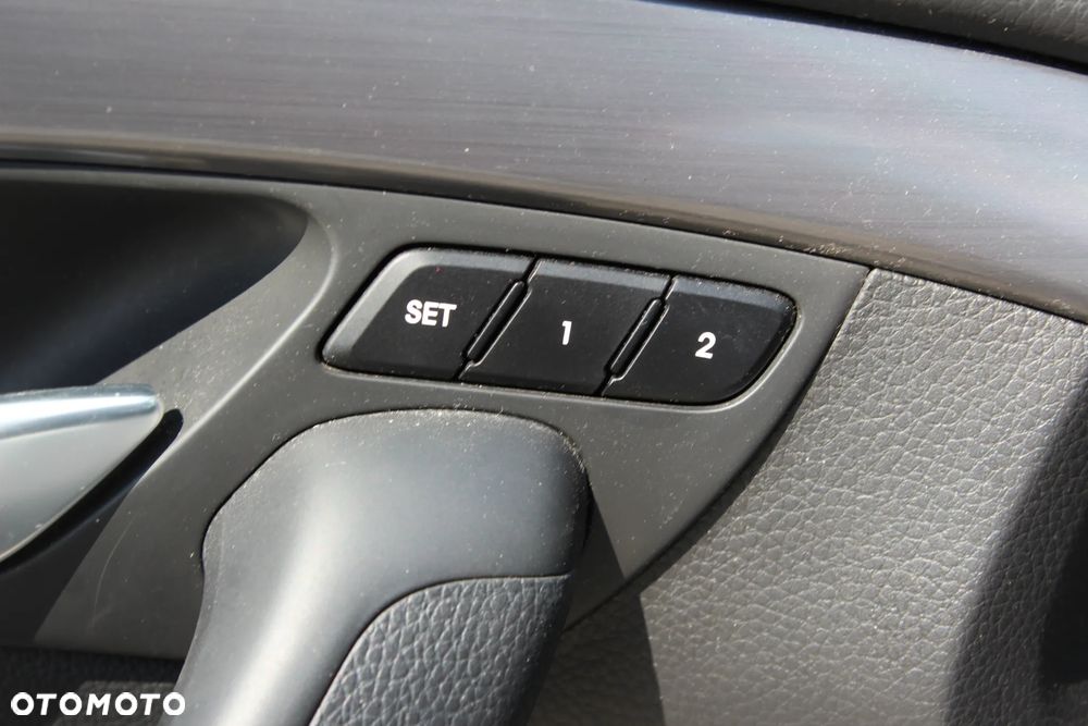 Hyundai i40 Kombi blue 1.7 CRDi DCT Premium - 15