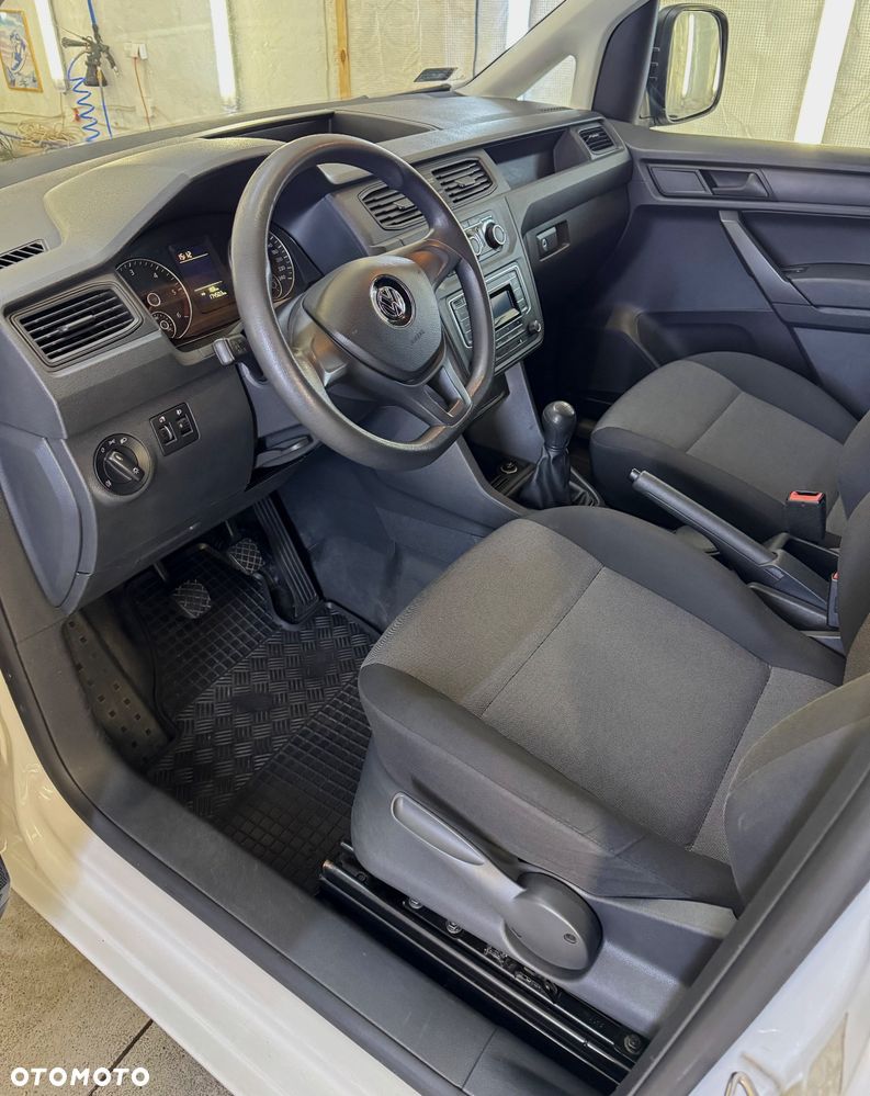 Volkswagen Caddy Maxi - 5