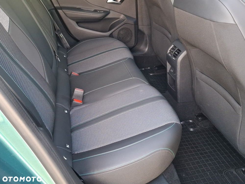 Peugeot 308 1.2 PureTech Allure S&S EAT8 - 20