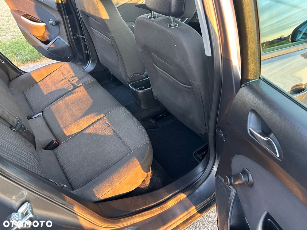 Opel Astra 1.6 Design Edition - 13