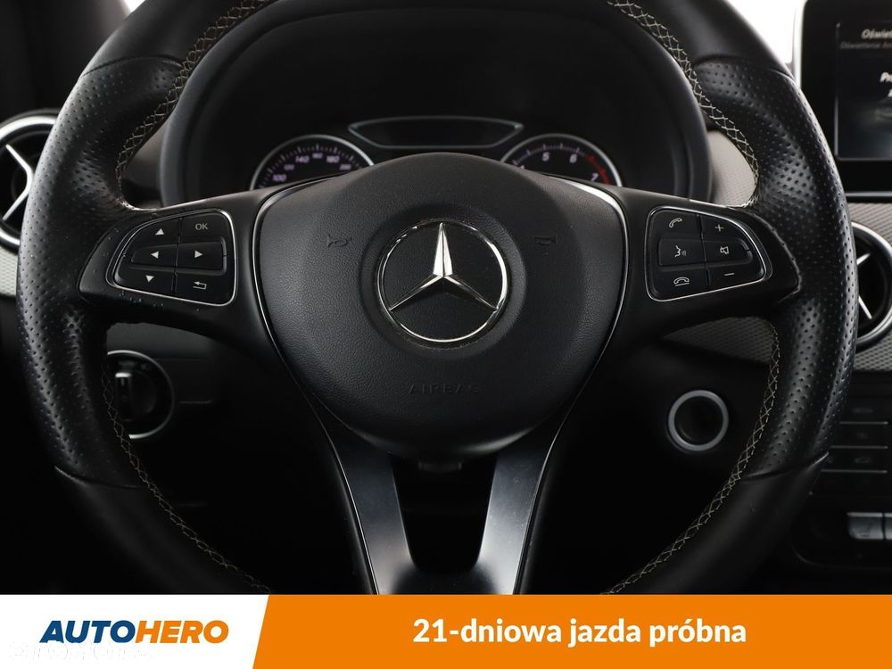 Mercedes-Benz Klasa B 180 Urban - 19