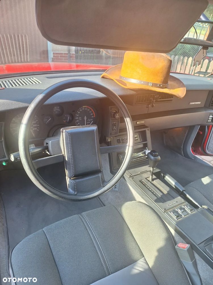 Chevrolet Camaro - 13