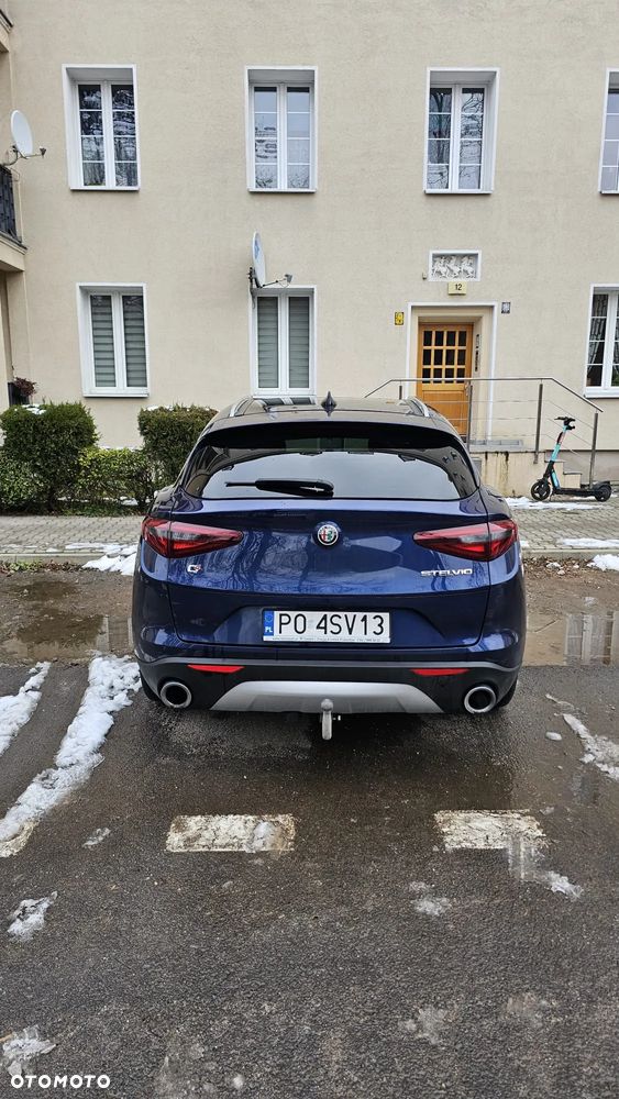 Alfa Romeo Stelvio - 5