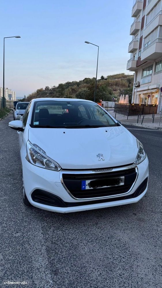 Peugeot 208 1.5 BlueHDi Active - 1