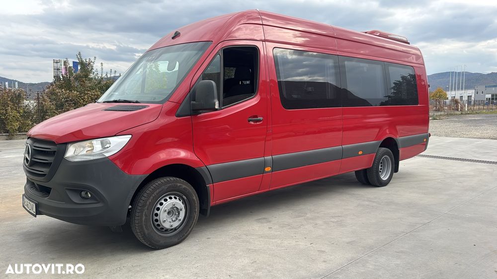 Mercedes-Benz Sprinter - 2