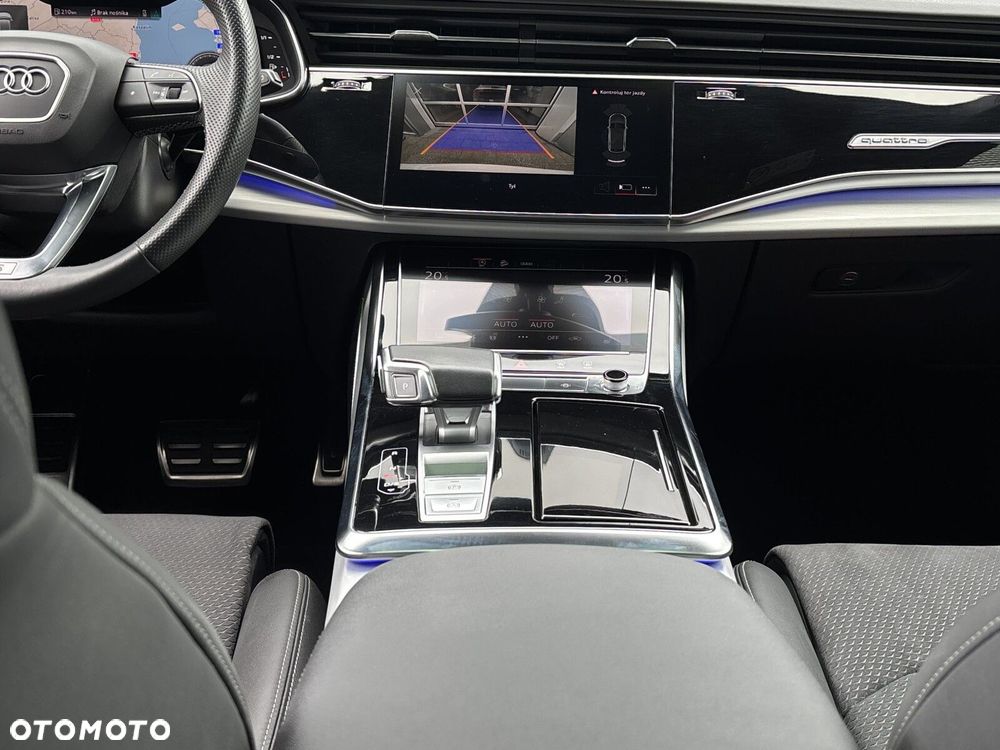 Audi Q8 - 33