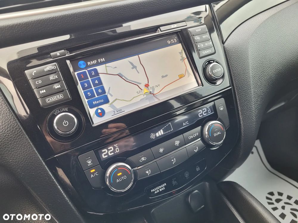 Nissan Qashqai 1.2 DIG-T N-Vision - 27