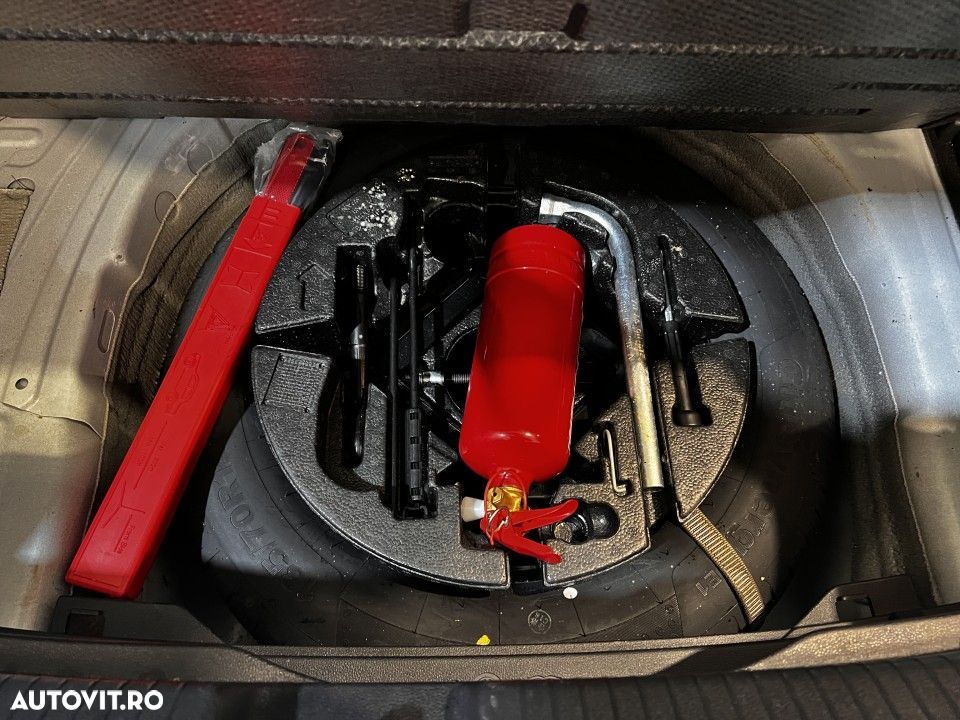 Volkswagen Polo - 25