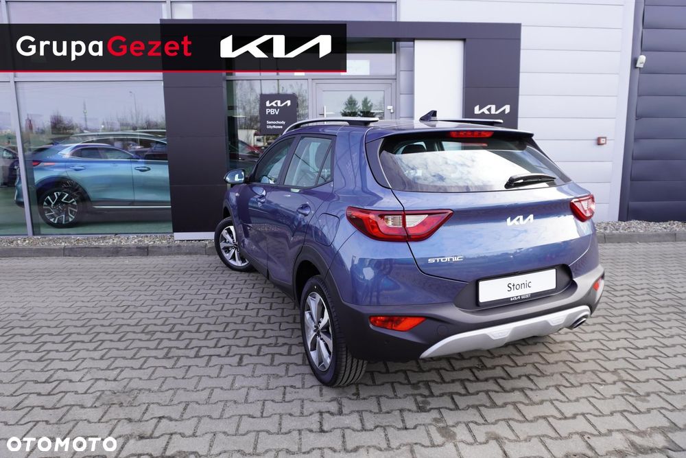 Kia Stonic - 8