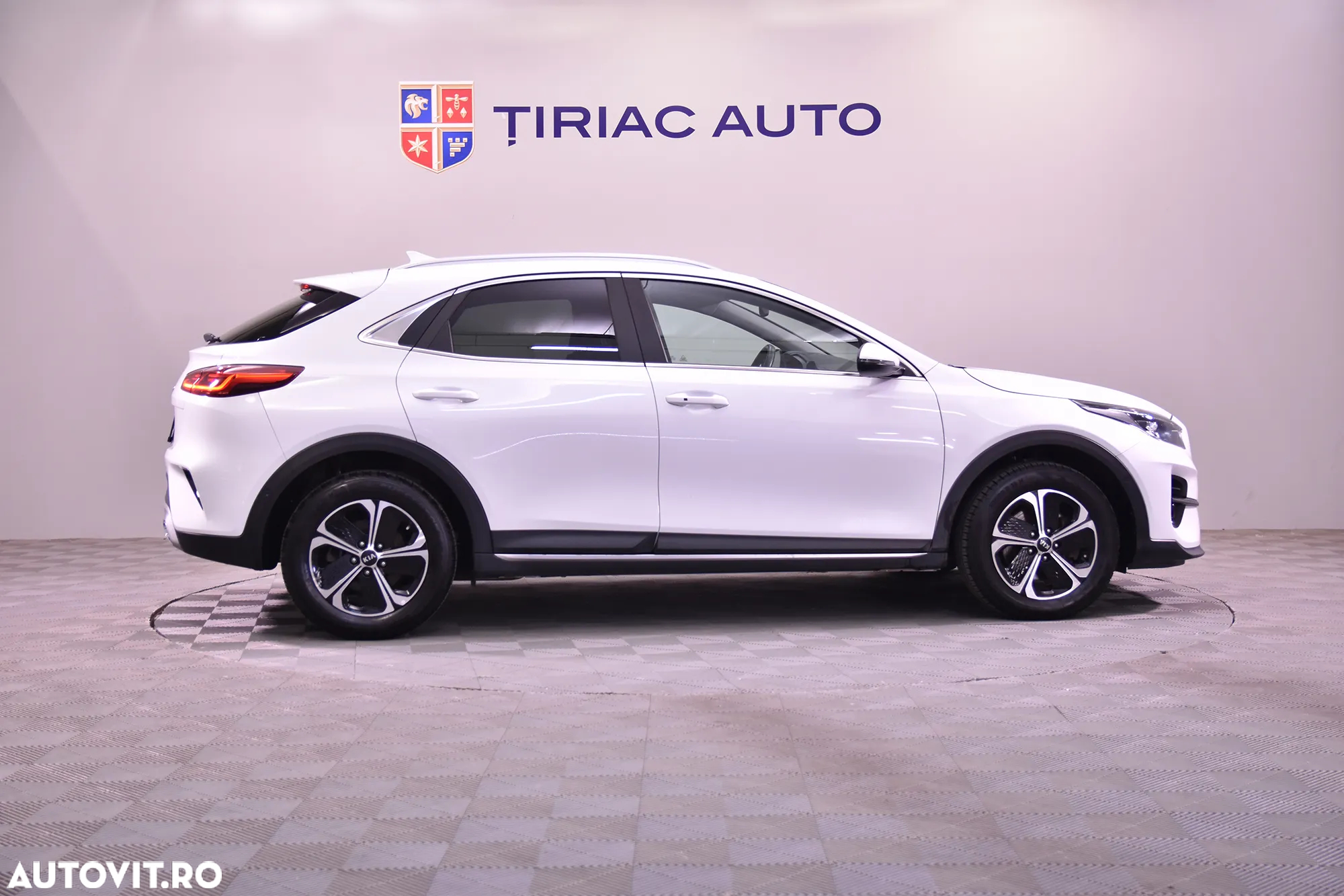 Kia XCeed - 6
