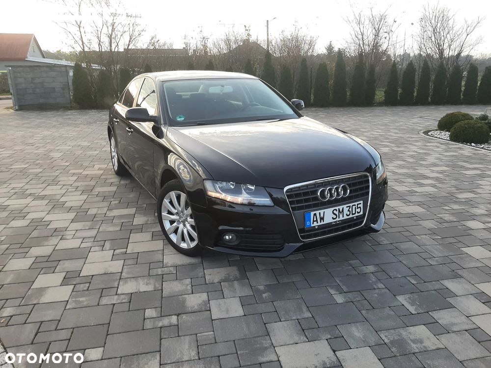 Audi A4 Limousine - 2