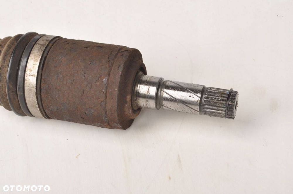 VOLVO S60 II V60 2.4 D4 PÓŁOŚ PRAWA TYLNA - 3