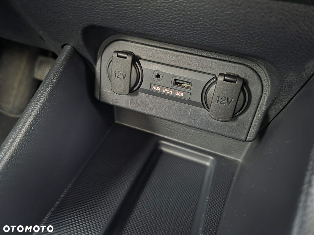 Kia Rio 1.4 Dream Team Edition - 12