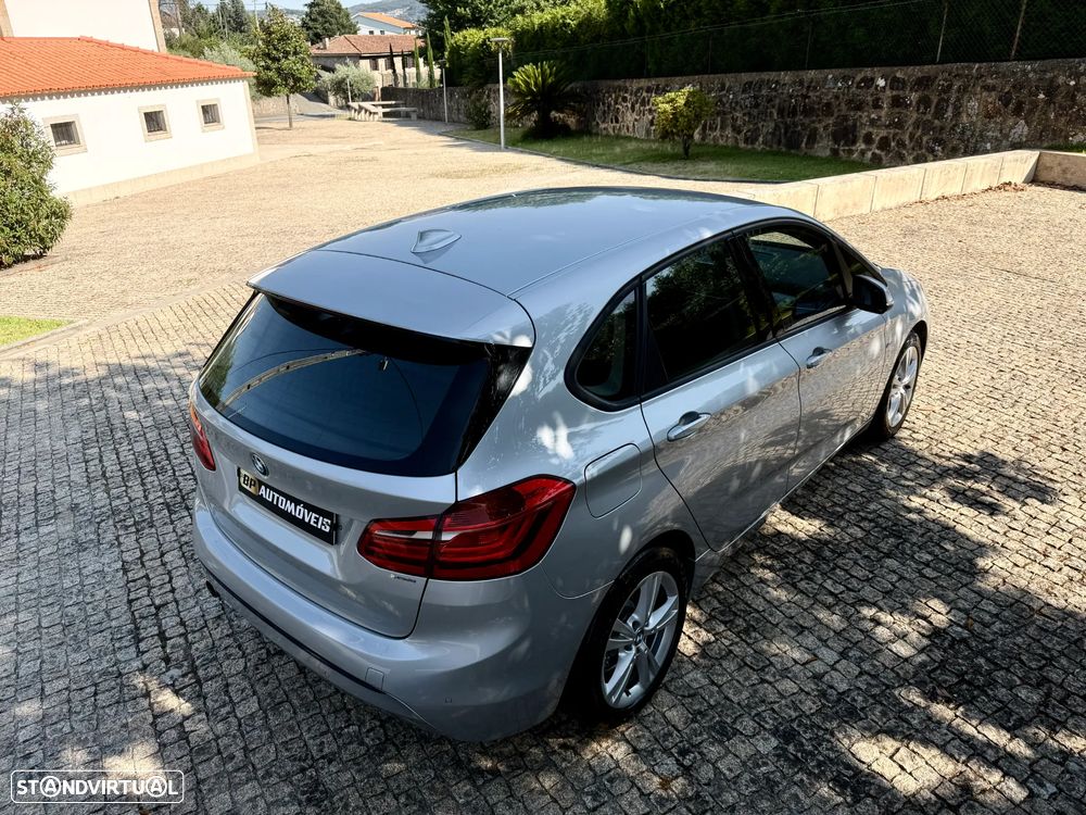 BMW 218 Active Tourer d Line Sport - 14