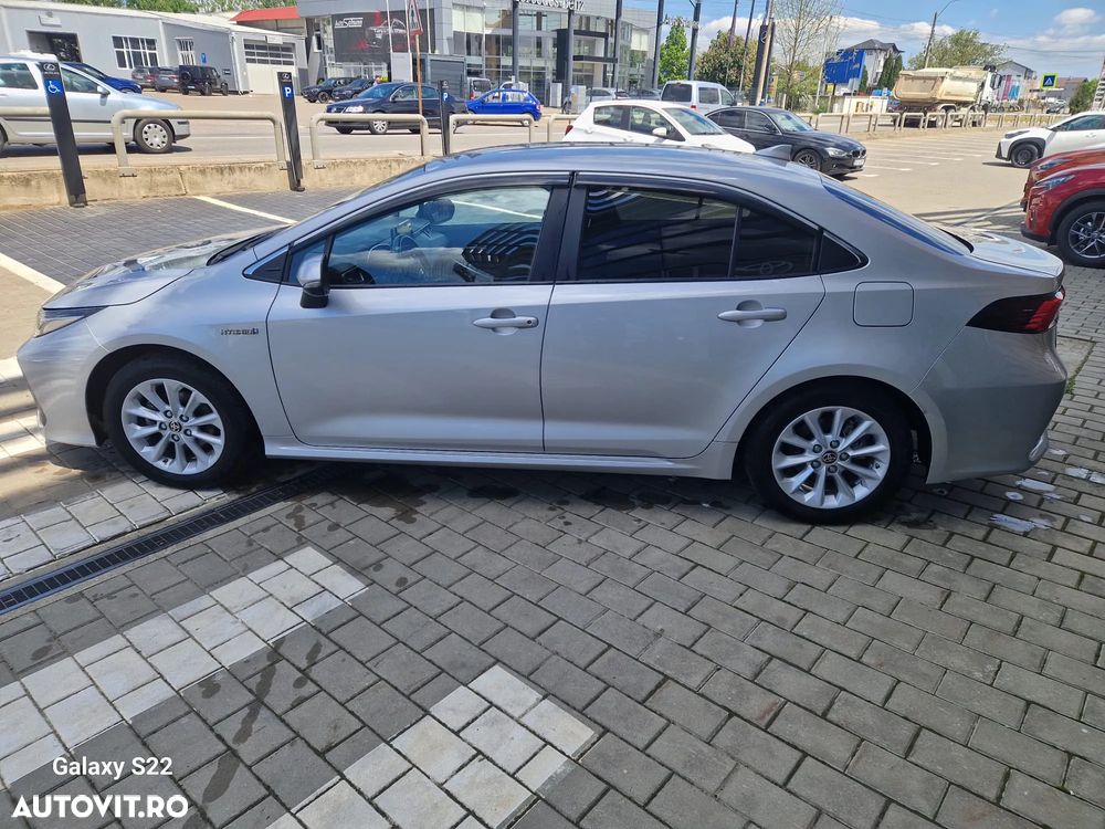 Toyota Corolla 1.8 HSD Business - 6