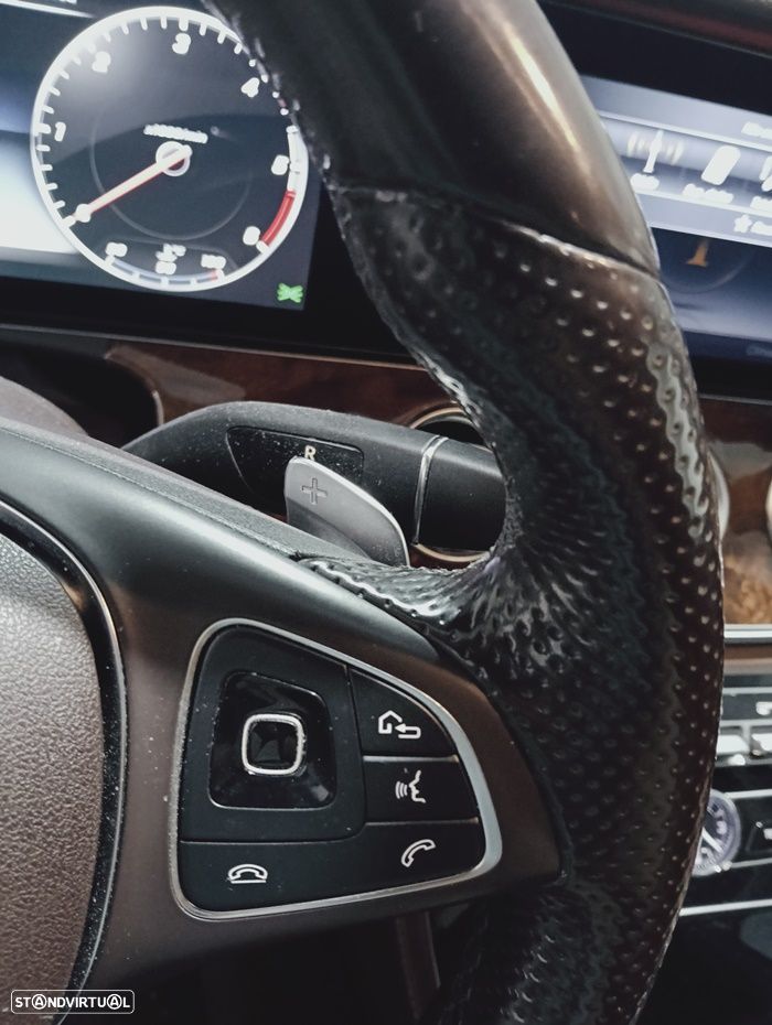 Mercedes-Benz E 220 d Exclusive Line - 22