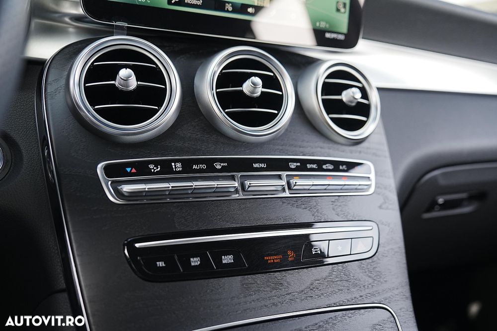 Mercedes-Benz GLC 220 d 4MATIC 9G-TRONIC AMG Line - 17