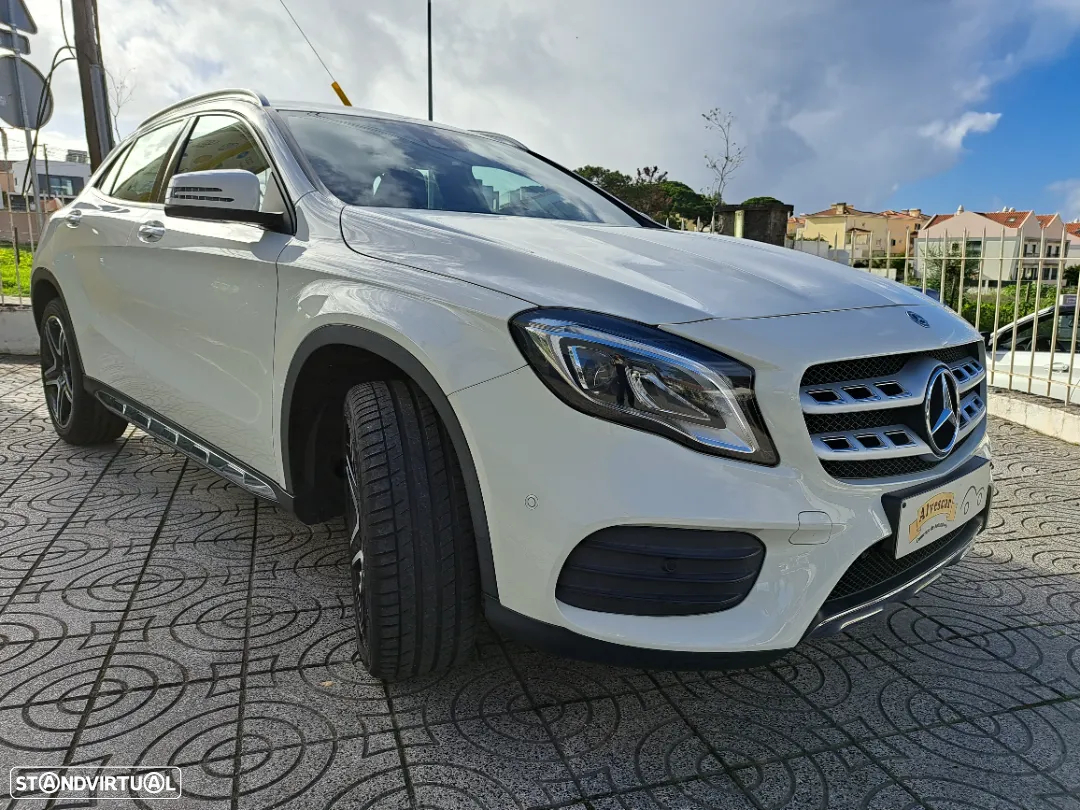Mercedes-Benz GLA 180 d AMG Line - 24