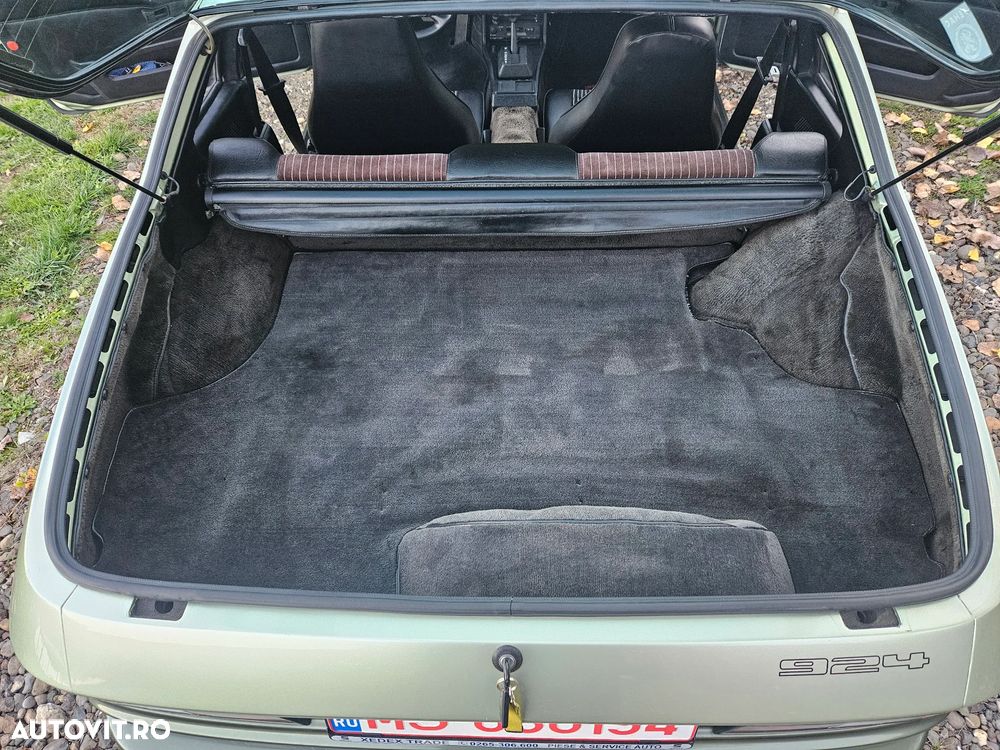 Porsche 924 - 10