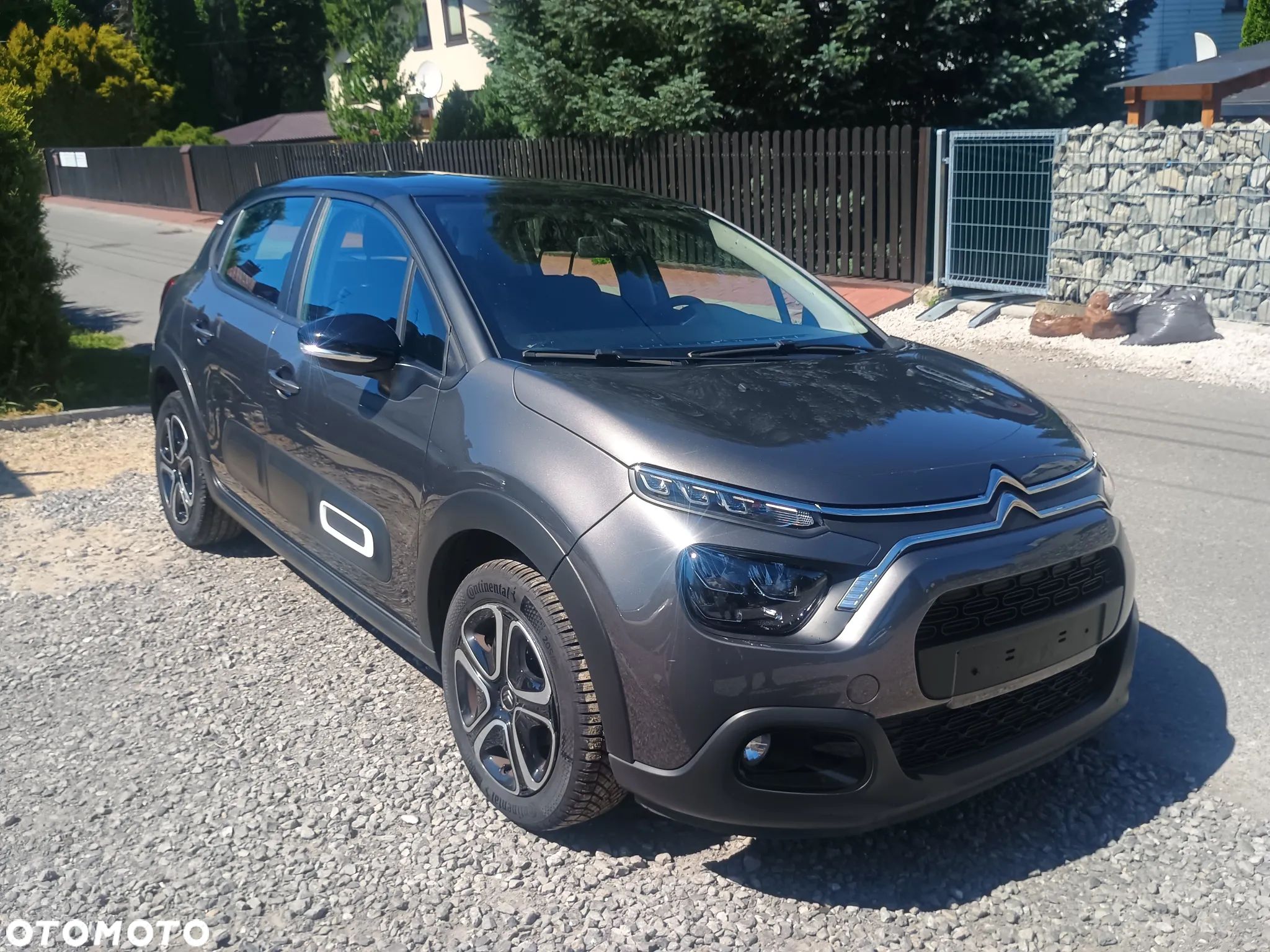 Citroën C3 1.2 PureTech Shine - 1
