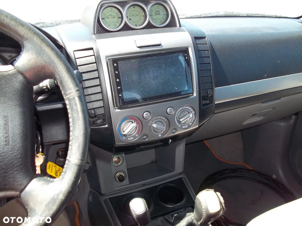 Ford Ranger 2.5 TDCi DC Limited - 15