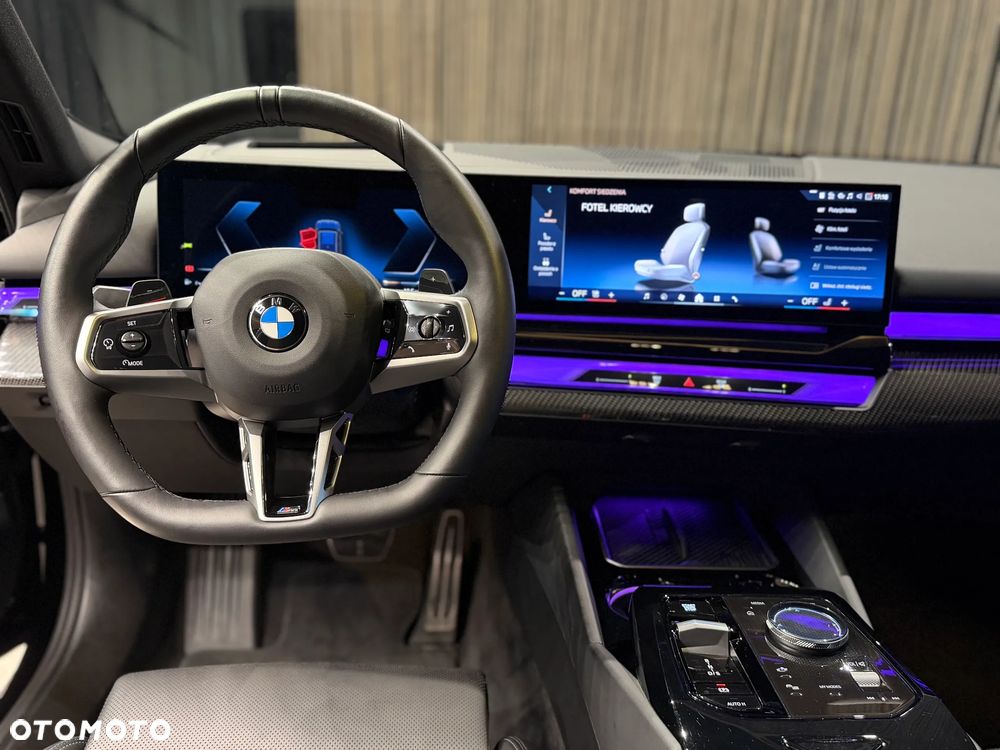 BMW Seria 5 540d xDrive - 9