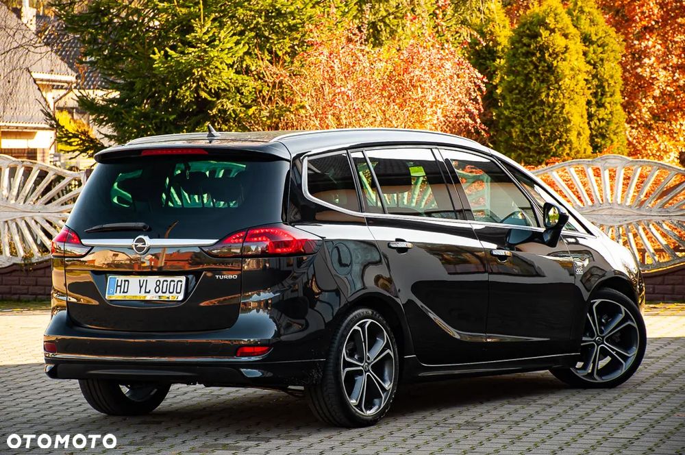 Opel Zafira C Tourer 11-16 - 17