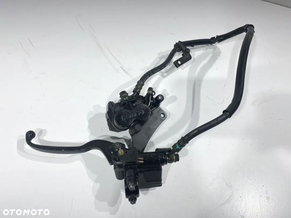Zacisk pompa przód  Kymco KPW K PIPE 50 - 5