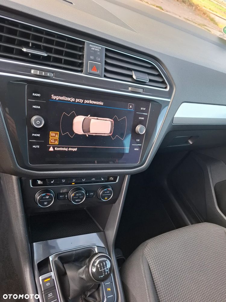 Volkswagen Tiguan 1.4 TSI BlueMotion Technology Trend & Fun - 22