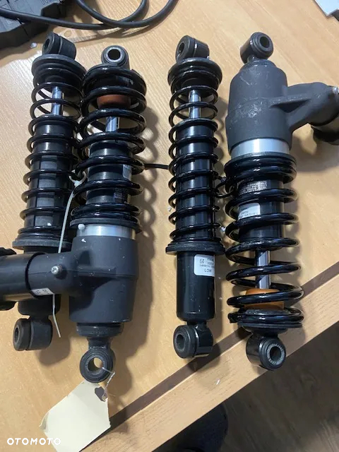 Amortyzatory Harley Touring 54000096