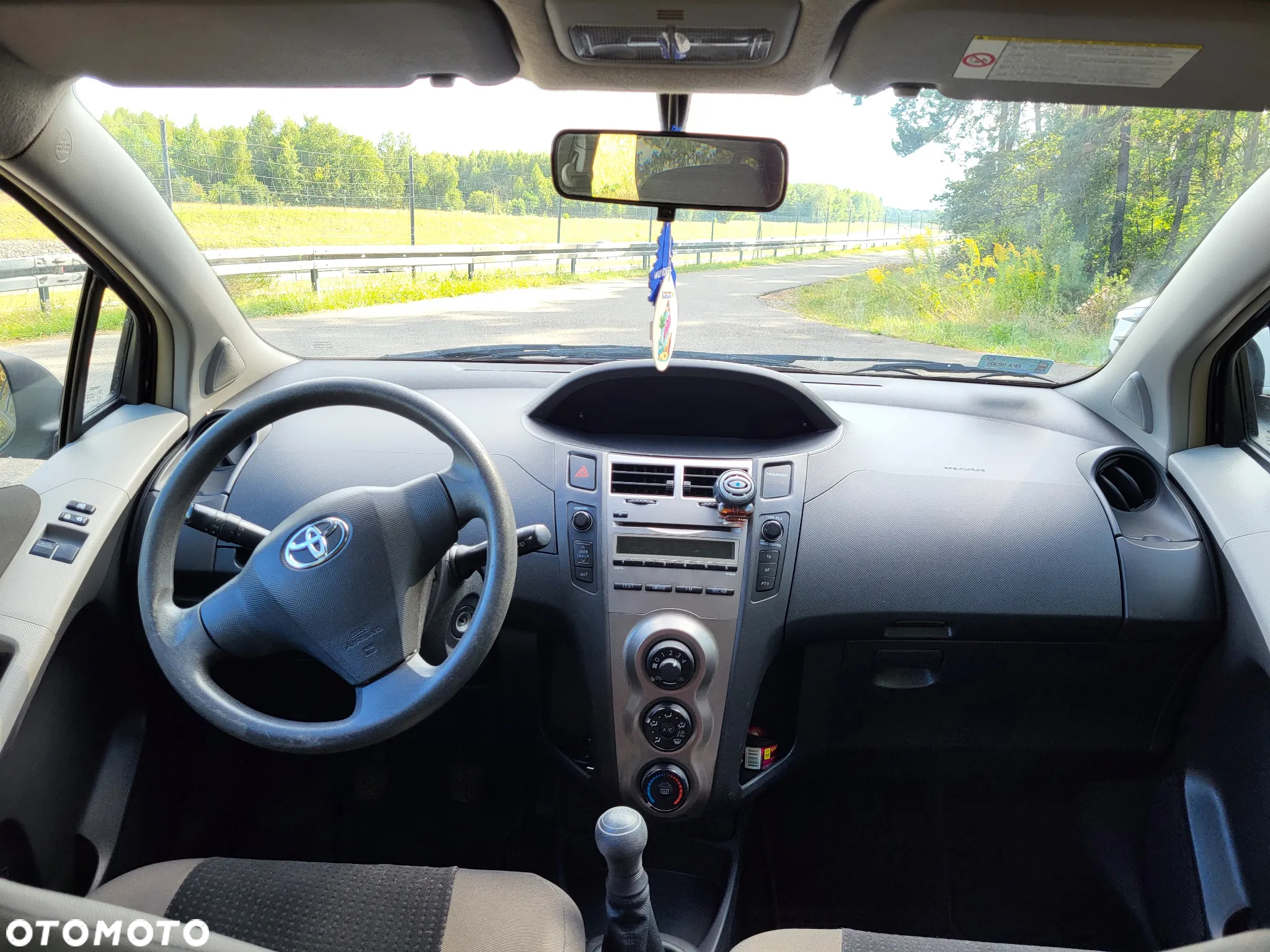 Toyota Yaris 1.0 VVT-i - 7