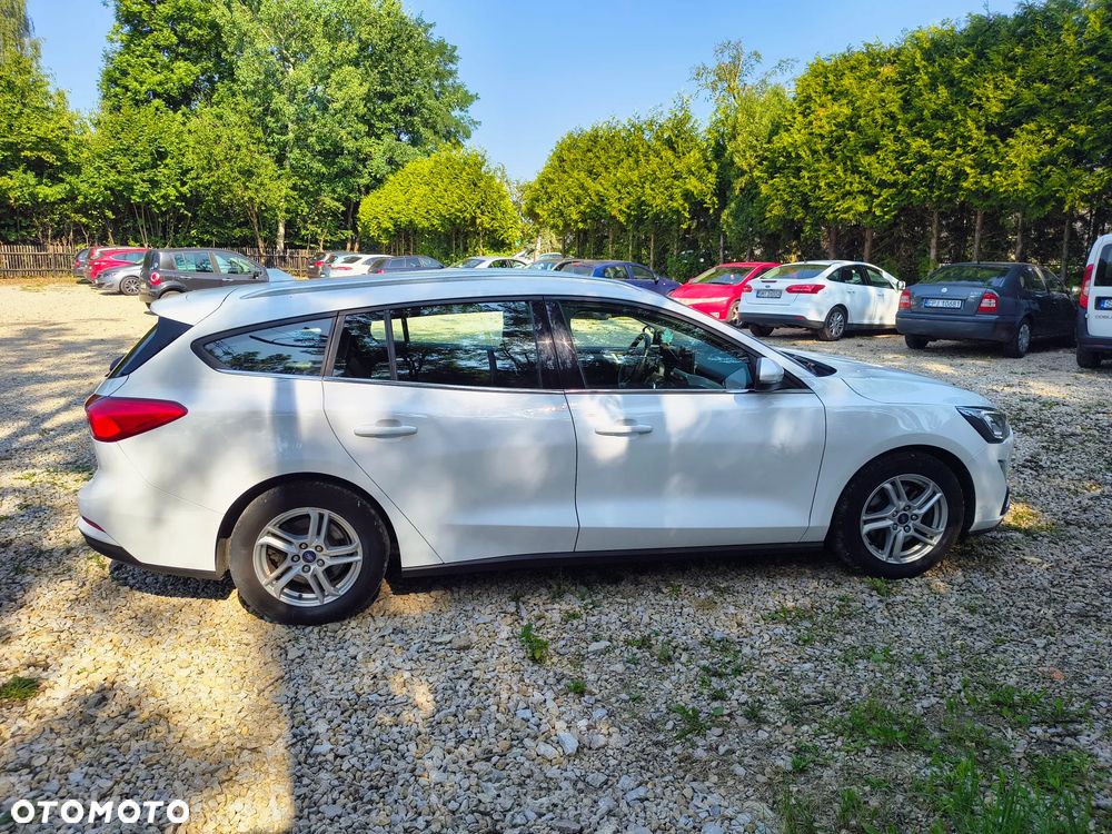 Ford Focus 1.5 EcoBlue Trend - 6
