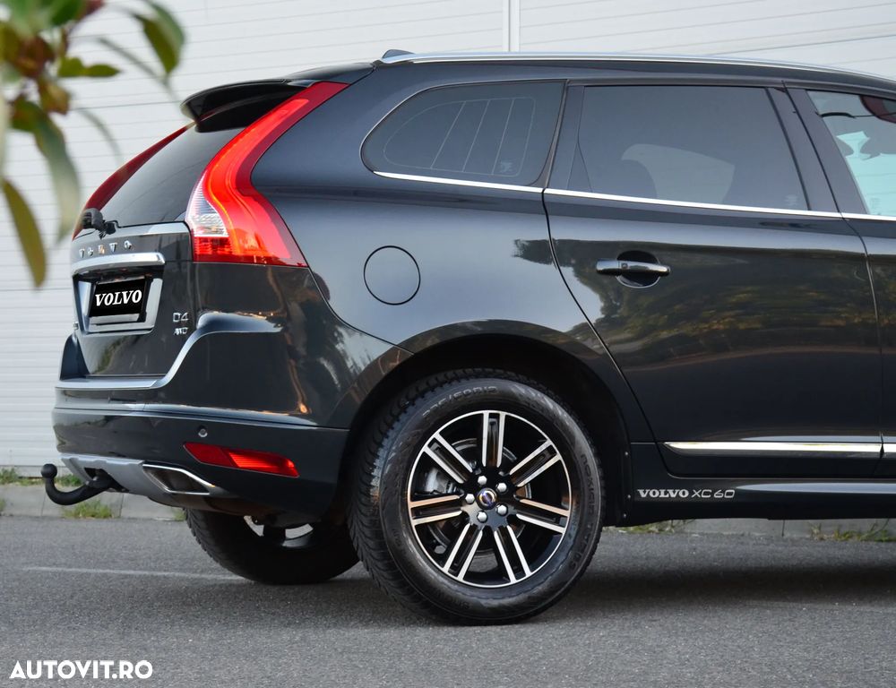 Volvo XC 60 D4 AWD Geartronic Summum - 8
