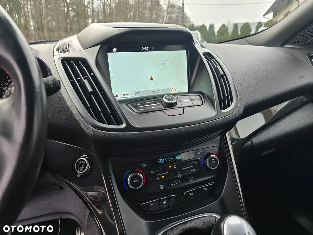 Ford Kuga 2.0 TDCi 4x2 ST-Line - 34