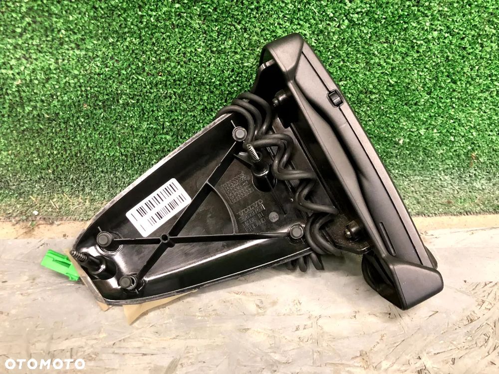 VOLVO C30 S40 V50 TELEFON SŁUCHAWKA UCHWYT 30679767