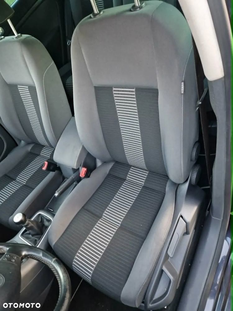 Volkswagen Golf Plus 1.9 TDI United - 4