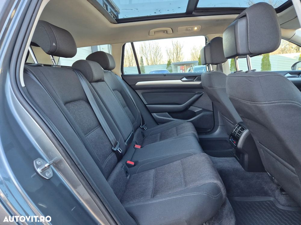 Volkswagen Passat 2.0 TDI DSG (BlueMotion Technology) Comfortline - 14