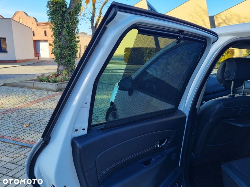 Renault Scenic dCi 160 Bose Edition - 19