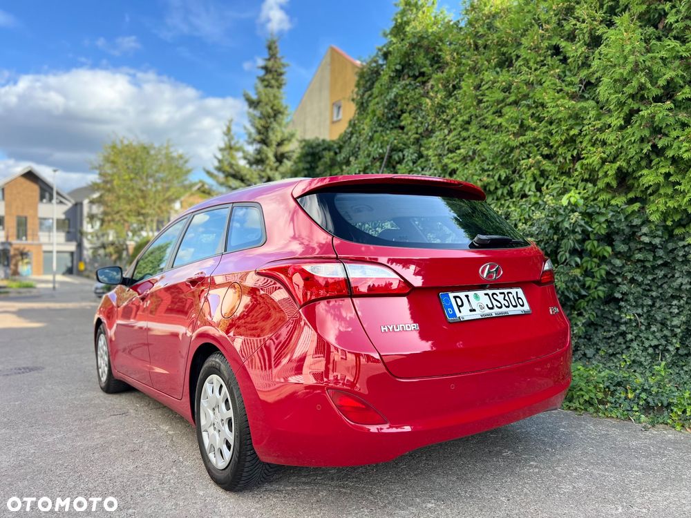 Hyundai i30 i30cw 1.4 Intro Edition - 7