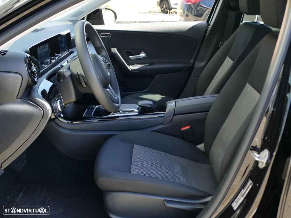 Mercedes-Benz A 250 Limousine e - 27