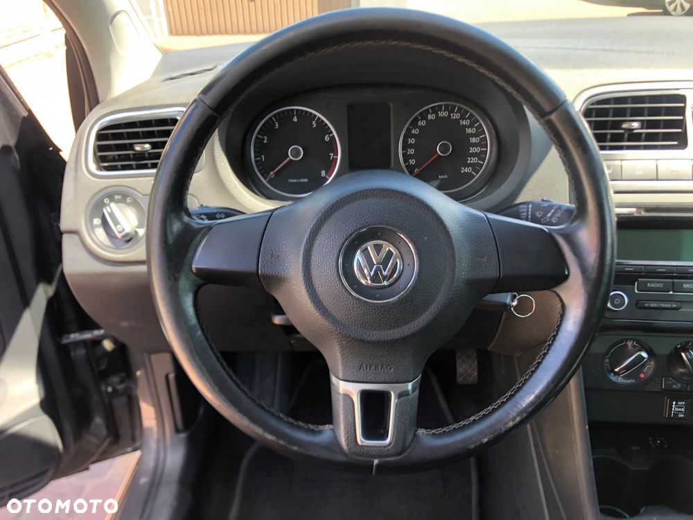 Volkswagen Polo 1.4 Team - 11